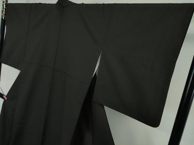 平和屋本店■極上　本場黄八丈　黒八丈　紬　市松綾織　伝統工芸士　西條吉広　沖山恵子　手織　黒紅色地　証紙付き　逸品　DZAA4476kh5