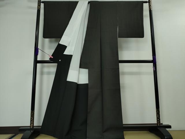 平和屋本店■極上　本場黄八丈　黒八丈　紬　市松綾織　伝統工芸士　西條吉広　沖山恵子　手織　黒紅色地　証紙付き　逸品　DZAA4476kh5
