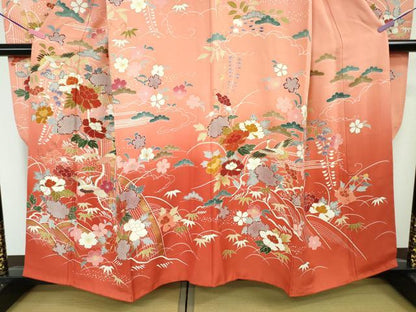 平和屋本店■極上　創業460年・千總　振袖　駒刺繍　飛鶴吉祥花文　甚三紅色地　暈し染め　金彩　逸品　DZAA4479kh5