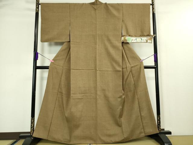 平和屋本店■極上　本場結城紬　重要無形文化財　奥順謹製　色無地　路考茶色地　証紙付き　逸品　DZAA4481kh5