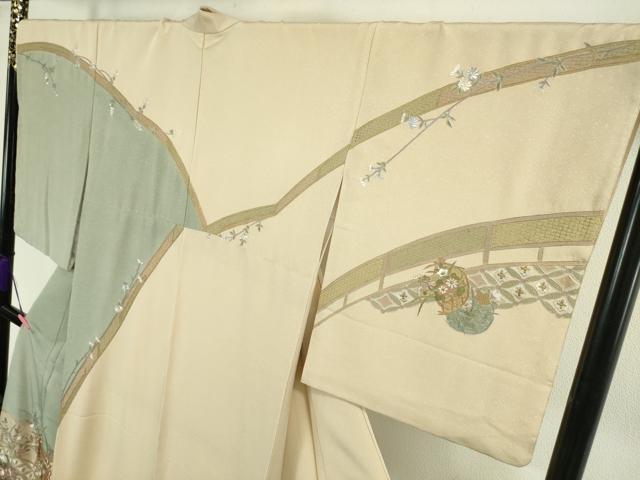 平和屋本店■極上　中国三大刺繍　スワトウ刺繍　汕頭刺繍　総刺繍　訪問着　風景花文　薄卵色地　金糸　やまと誂製　逸品　DZAA4482kh5