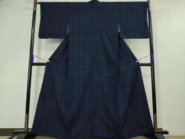 平和屋本店■極上　浦野理一　経節紬　背抜き仕立て　縞　濃紺地　逸品　DZAA4519kh5