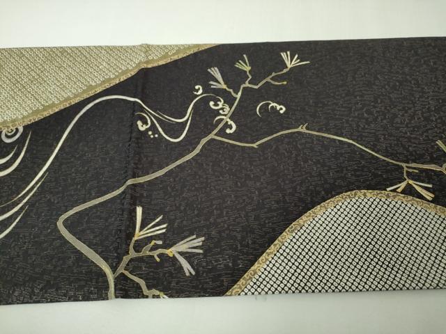 平和屋本店●極上 十日町 名門青柳高級ブランド 大喜百花 六通柄袋帯 駒刺繍 鶴 松 黒紅色地 金通し地 逸品 未使用 DZAA4600kh5