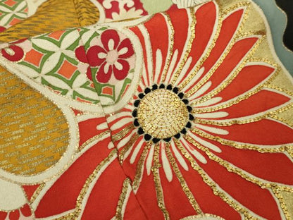 平和屋本店●極上 アンティーク 大正ロマン 振袖 駒刺繍 鬘帯吉祥花文 黒地 金彩 逸品 DZAA4678kh5