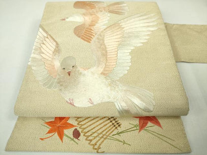 平和屋本店●極上 アンティーク 大正ロマン 綴れ 八寸名古屋帯 総手刺繍 鳩 熊手 金通し地 逸品 DZAA4745kh5