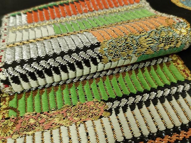 平和屋本店●最高級　龍村平蔵製　六通柄　本袋帯　威毛錦　黒地　金銀糸　逸品　DZAA4769kh5