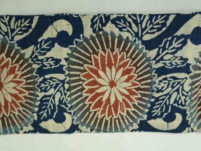 平和屋本店■希少 正藍型染師 田中昭夫 出羽の織座製 全通柄九寸名古屋帯 日本の藍・紅殻 菊唐草文 証紙付き 逸品 未使用 DZAA4835kh5