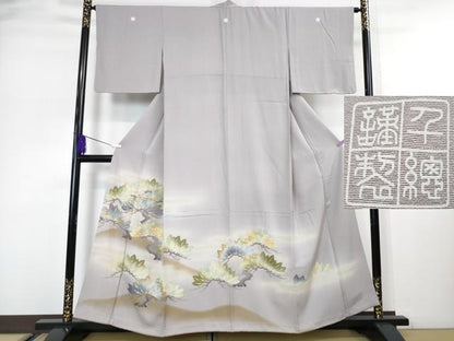 平和屋本店●極上 創業460年・千總 色留袖 刺繍 松 暈し染め 藤色地 三越扱い 逸品 未使用 DZAA4841kh5