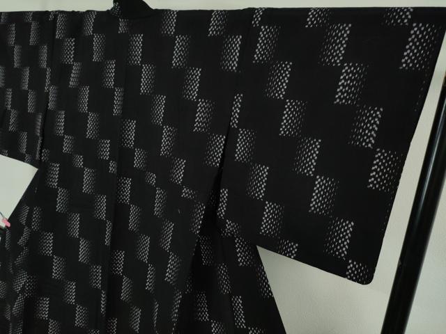 平和屋本店▽極上 綿紬 単衣 斜線文 綿 黒地 逸品 DZAA4859kh5