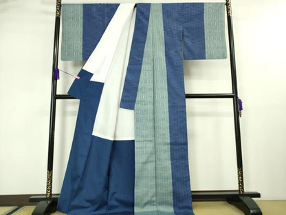 平和屋本店●超希少 日本工芸会正会員 秋山眞和 綾の手紬 手織 本藍染 首里 ロートン織 道屯織 両段織 片縞 色紙付き 逸品 DZAA4948kh5