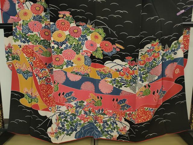 平和屋本店●極上 和染紅型 栗山紅型 栗山吉三郎 振袖 舞蝶花文 鬼しぼ縮緬 黒地 逸品 DZAA4990kh5