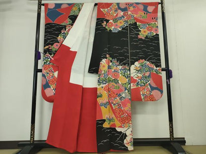 平和屋本店●極上 和染紅型 栗山紅型 栗山吉三郎 振袖 舞蝶花文 鬼しぼ縮緬 黒地 逸品 DZAA4990kh5