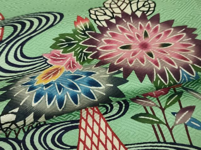 平和屋本店●最高級 城間栄順 本場琉球紅型 訪問着 舞蝶網干花文 若緑色地 高島屋扱い 逸品 DZAA4991kh5