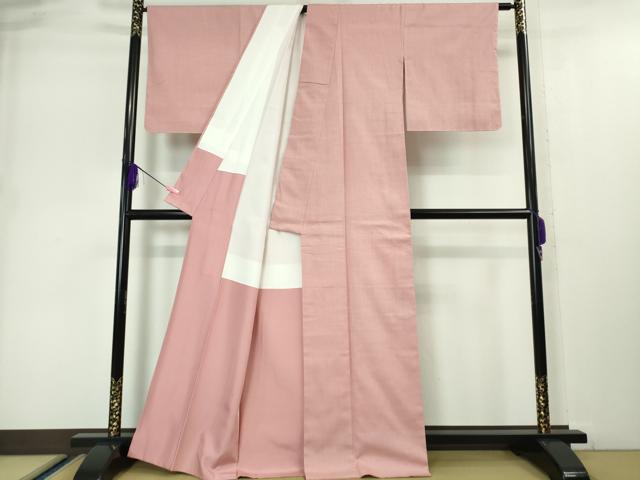 平和屋本店■極上　本場結城紬　重要無形文化財　色無地　石竹色　廣田紬謹製　反端・割印付き　逸品　DZAA4998kh5