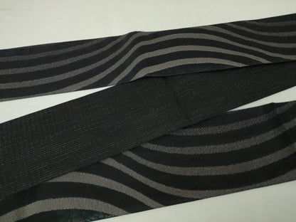 平和屋本店▽極上 男性 角帯 スリーシーズン帯 よろけ縞 黒地 銀糸 逸品 DZAA5007kh5