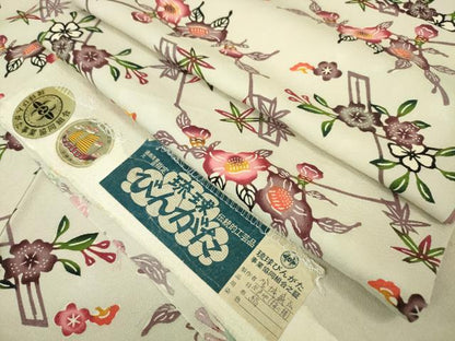 平和屋本店●希少 金城紅型染工房 金城盛弘 琉球びんがた 小紋 草花文 素色地 反端付き 逸品 DZAA5044kh5