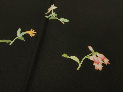 平和屋本店●極上 訪問着 駒刺繍 草花文 黒地 金彩 鬼しぼ縮緬 逸品 未使用 DZAA5051kh5