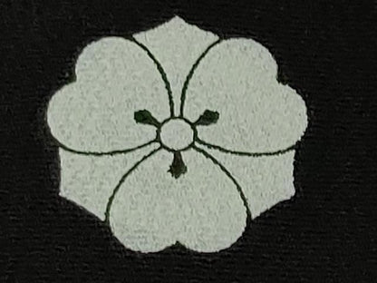 平和屋本店●極上 創業460年・千總 黒留袖 螺鈿 駒刺繍 鳳凰 菊 暈し染め 金彩 逸品 DZAA5057kh5