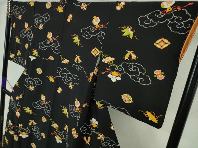 平和屋本店●極上 銀座 志ま亀 小紋 宝尽くし 黒地 たとう紙付き 逸品 DZAA5059kh5