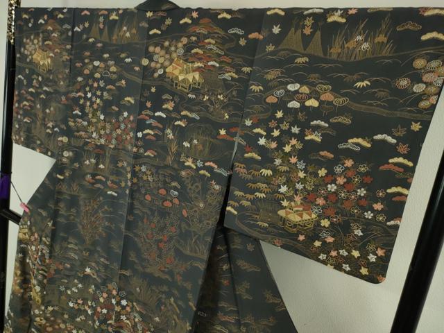 平和屋本店●極上 中国三大刺繍 相良刺繍 訪問着 渡橋風景花文 青褐色地 金糸 鬼しぼ縮緬 逸品 DZAA5208kh5