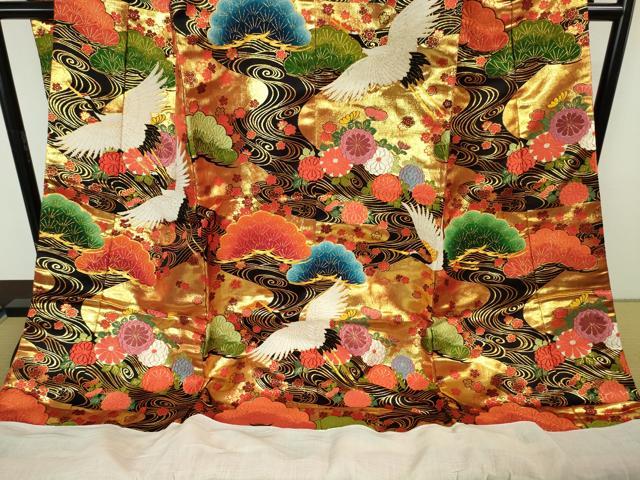 平和屋本店●極上 中国三大刺繍 相良刺繍 色打掛 和装 婚礼 結婚式 花嫁 神社挙式 唐織 飛鶴松文 本金箔 逸品 DZAA5241kh5