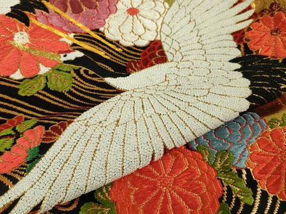 平和屋本店●極上 中国三大刺繍 相良刺繍 色打掛 和装 婚礼 結婚式 花嫁 神社挙式 唐織 飛鶴松文 本金箔 逸品 DZAA5241kh5