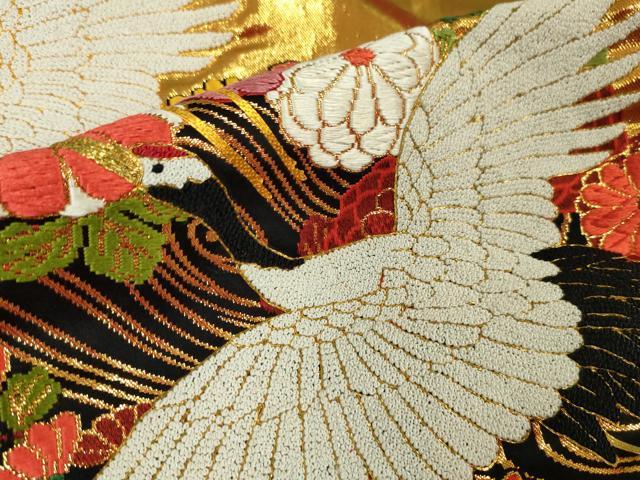 平和屋本店●極上 中国三大刺繍 相良刺繍 色打掛 和装 婚礼 結婚式 花嫁 神社挙式 唐織 飛鶴松文 本金箔 逸品 DZAA5241kh5