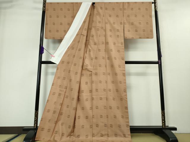 平和屋本店■極上　国指定重要無形文化財　本場久米島紬　単衣　高坂エミ子作　手織　赤白橡色地　証紙付き　逸品　DZAA5594kh5