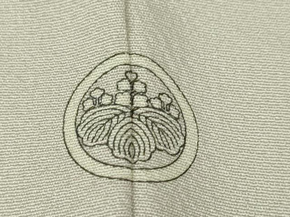 平和屋本店●極上 ブライダルファッションデザイナー・桂由美 色留袖 刺繍 吉祥花文 白梅鼠色地 金銀彩 逸品 未使用 DZAA5615kh5