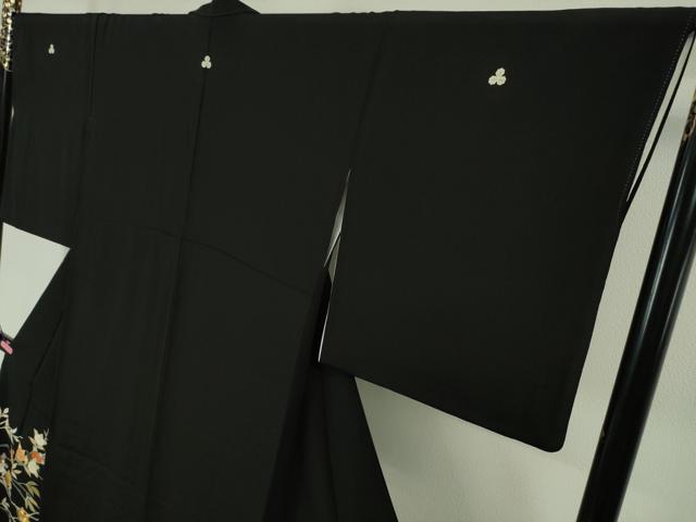 平和屋本店□極上 創業460年・千總 黒留袖 駒刺繍 橘 金彩