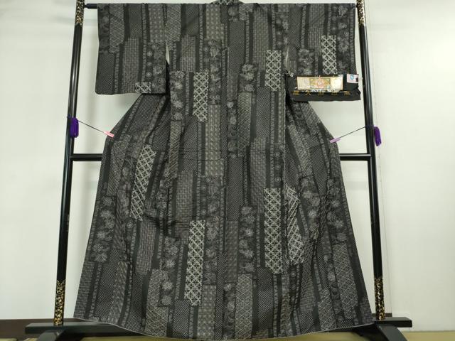 平和屋本店■極上　本場縞大島紬　刺し子　総刺繍　名物裂花文　黒地　証紙付き　逸品　DZAA5770kh5