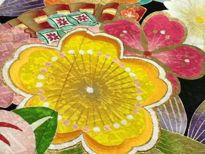 平和屋本店●極上 紫野美術工芸 振袖 吉祥花文 黒地 金彩 逸品 DZAA5945kh5