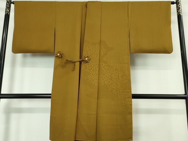 平和屋本店＃極上 道中着 ロング丈 お召地 唐草地紋 黄唐茶色地 逸品 DZAA6032kh5