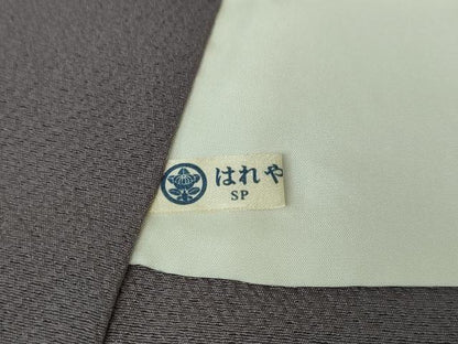 平和屋本店■極上　世界的人形師　辻村寿三郎　ジュサブロー　振袖・長襦袢(無双仕立て・半衿刺繍)　兎　舞花　草色地　逸品　DZAA6183kh5