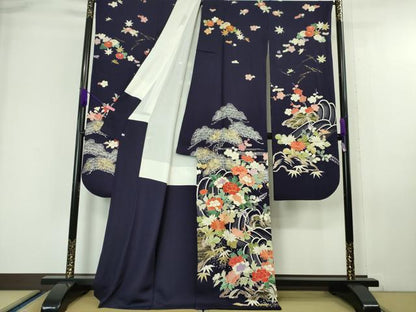 平和屋本店■極上　創業460年・千總　振袖　駒刺繍　立波花松文　鉄紺色地　金彩　松坂屋扱い　逸品　DZAA6222kh5