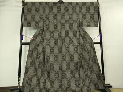 平和屋本店▽極上 本場大島紬 単衣 9マルキ 七宝市松文 逸品 DZAA6378kh5