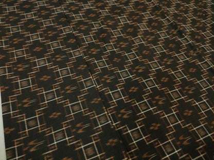 平和屋本店■極上　国指定重要無形文化財　本場久米島紬　手織　単衣　泥染　草木染　新垣勝秀作　証紙付き　逸品　DZAA6385kh5