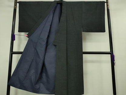 平和屋本店●極上 男性 本場結城紬 重要無形文化財 杢 奥順謹製 濃紺地 証紙付き 逸品 DZAA6439kh5