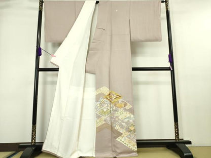 平和屋本店■極上　創業460年・千總　色留袖　駒刺繍　双鳥吉祥花文　薄柿色地　金彩　三越扱い　逸品　DZAA6446kh5