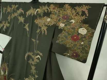 平和屋本店●極上　中国三大刺繍　スワトウ刺繍　汕頭刺繍　相良刺繍　訪問着　草花文　千歳茶色地　金彩　逸品　未使用　DZAA6598kh5