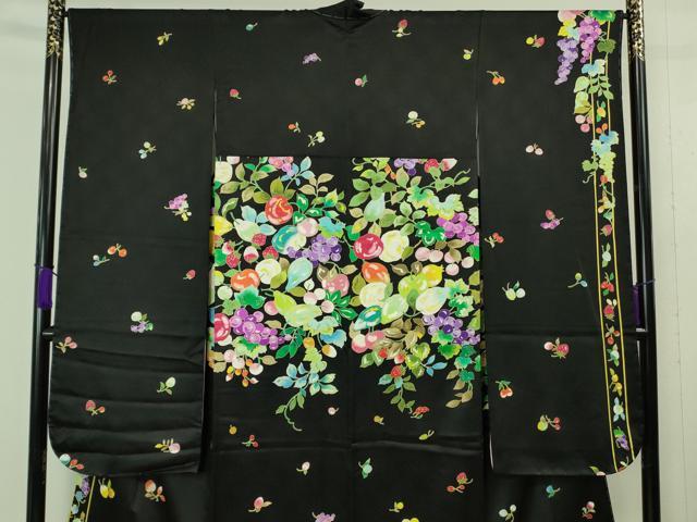 平和屋本店■極上　振袖　希少柄　果物　フルーツ　葡萄　リンゴ　苺　さくらんぼ　黒地　金彩　逸品　未使用　DZAA6685kh5