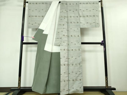 平和屋本店■希少　重要無形文化財　本場久米島紬　ゆうな染　手織　逸品　DZAA6827kh5