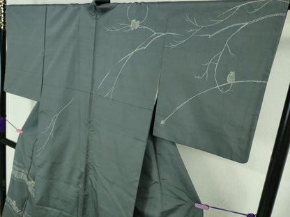 平和屋着物●極上 石川県指定無形文化財 牛首紬 白山工房 手織り 刺し子 総刺繍 ふくろう 梟 逸品 DZAA6884kh5