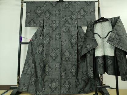 平和屋着物■極上 本場大島紬 羽織セット 有栖川文様 さが美扱い 逸品 未使用 DZAA6949kh5