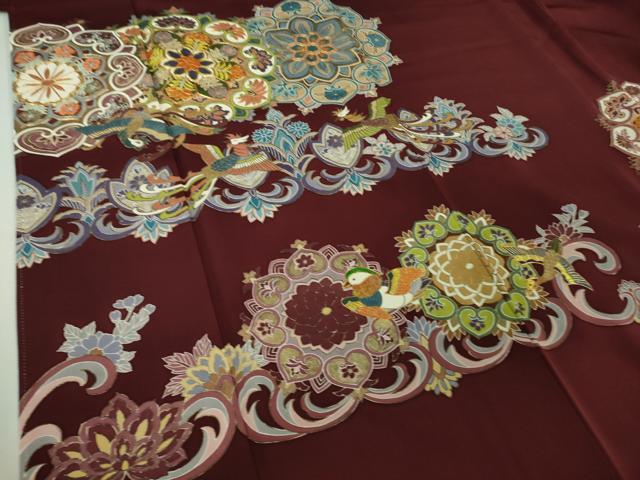 平和屋本店■極上　創業460年・千總　色留袖　駒刺繍　正倉院花鳥文　葡萄色地　金彩　高島屋扱い　逸品　DZAA7149kh5