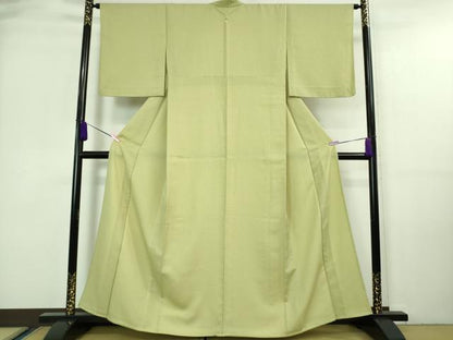 平和屋着物■極上　洗える最高級着物　＜英＞はなぶさ謹製　色無地　単衣　菊唐草地紋　若葉色　逸品　DZAA7303kh5