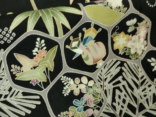 平和屋着物■極上　訪問着　友禅　駒刺繍　宝尽くし　松竹梅　黒地　金彩　逸品　未使用　DZAA7304kh5