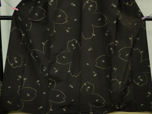 平和屋着物▽極上 紬 単衣 舞桜 黒紅色地 まるやま扱い 逸品 DZAA7305kh5