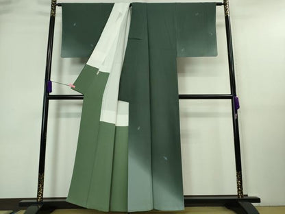 平和屋着物■極上　世界的人形師 辻村寿三郎　ジュサブロー　訪問着　刺繍　舞桜　御召茶色地　暈し染め　金彩　縮緬地　逸品　DZAA7317kh5
