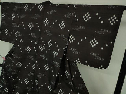 平和屋着物■極上　本場琉球絣　単衣　手おり　紺地　逸品　DZAA7403kh5